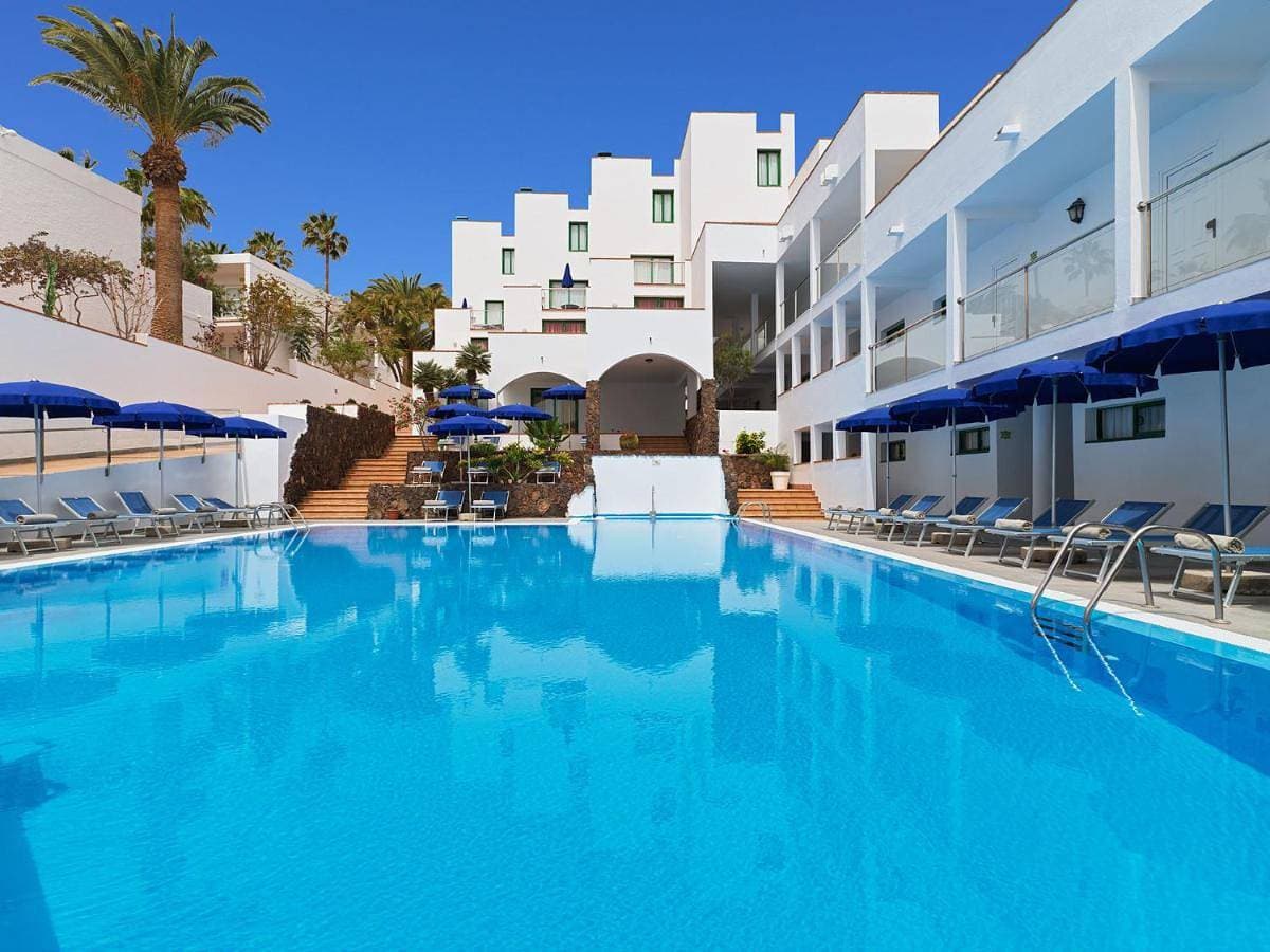 Aparthotel Esquinzo Y Monte Del Mar 1