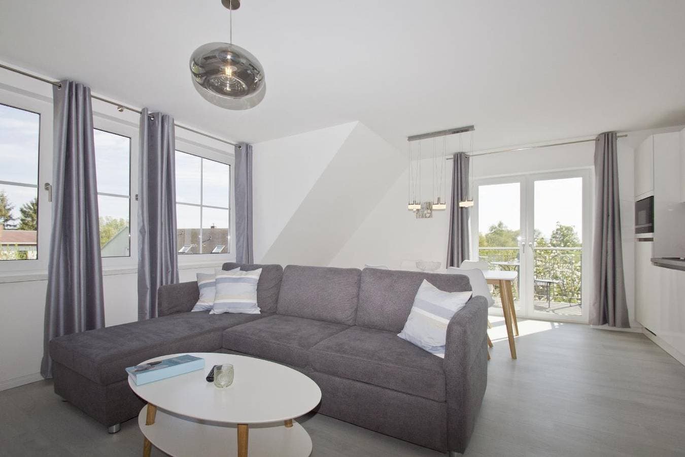 Foto 4 von 19: Mit Meerblick, Schwimmbad- und Saunanutzung - Haus Inselblick FeWo MEERrauschen
