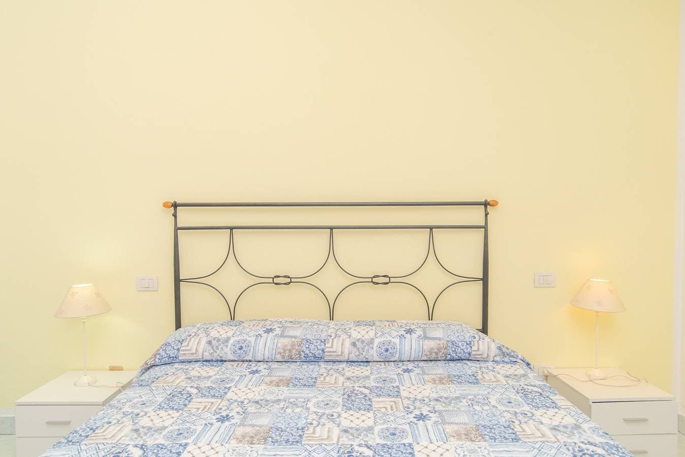 Foto 13 von 25: Ferienwohnung mit Panorama-Meerblick und Terrasse; Haustiere erlaubt
