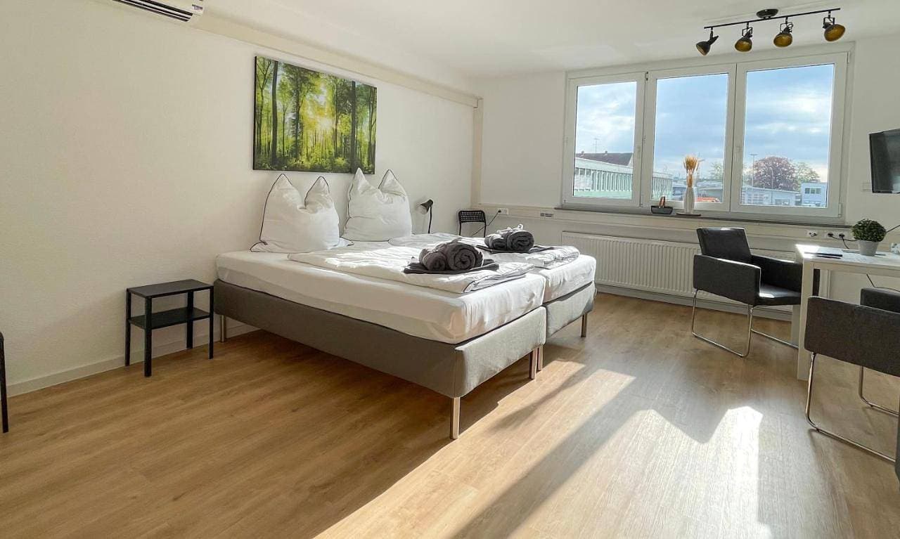 Foto 5 von 9: Double or Twin Room with Shared Bathroom