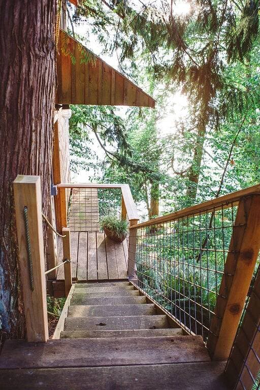Foto 10 von 24: Baumhaus am Strand im Herzen des Puget Sound