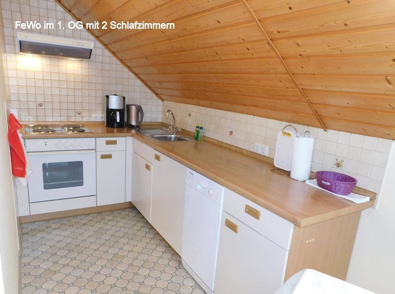 Foto 7 von 16: Two-Bedroom Apartment
