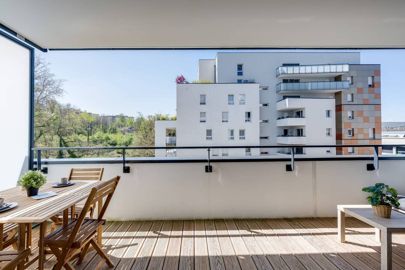Foto 7 von 21: Ferienwohnung für 6 Personen mit Terrasse