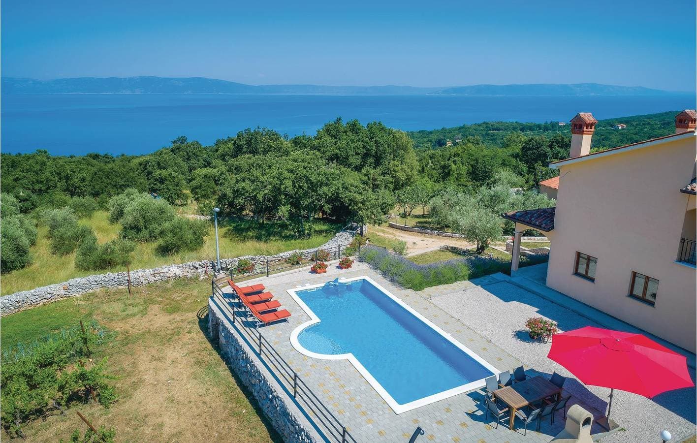 Foto 7 von 41: Nur 1 km vom Strand entfernt: Gemütliche Ferienwohnung mit Pool, WLAN und Terrasse