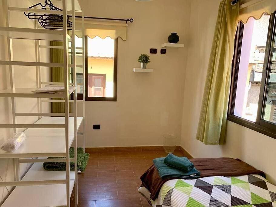 Foto 10 von 21: Three-Bedroom Apartment