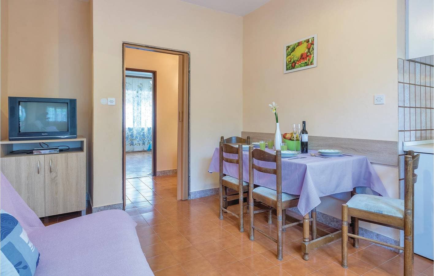 Foto 12 von 33: Gemütliche 2-Zimmer-Wohnung mit Terrasse, WLAN und Parkplatz, 2,5 km vom Strand entfernt