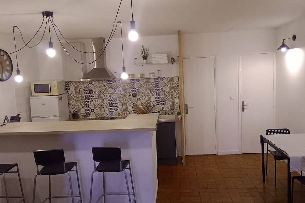 Apartment downtown Forcalquier 1