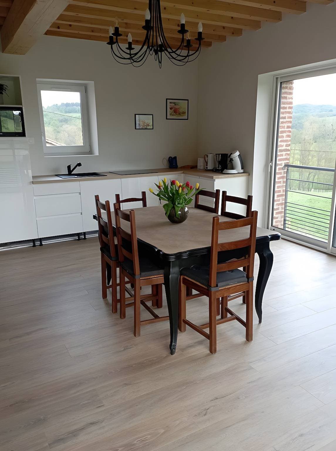 Foto 12 von 30: Bed & Breakfast 'Chambre Velours' mit Gemeinschaftspool, Terrasse und Garten