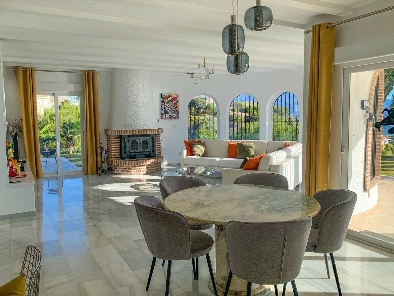 Foto 10 von 33: Luxuriöse Villa mit Meer- und Sierra Nevada