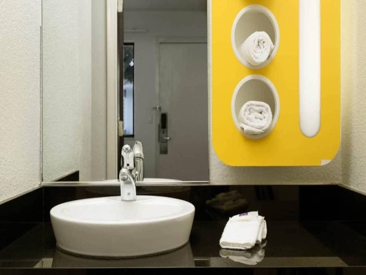 Foto 10 von 29: 1 Doppelbett | Barrierefreie Dusche/Mikrowelle