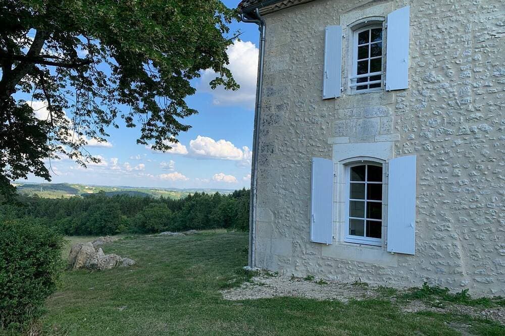Foto 13 von 30: Completely renovated character house, charm, exceptional view, quiet location.