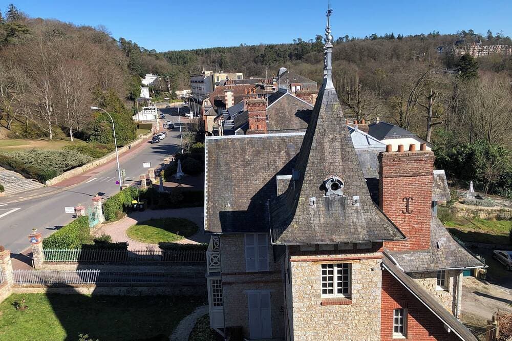 Foto 8 von 10: Studio 29m2 650m from the thermal baths very bright with elevator, private parking