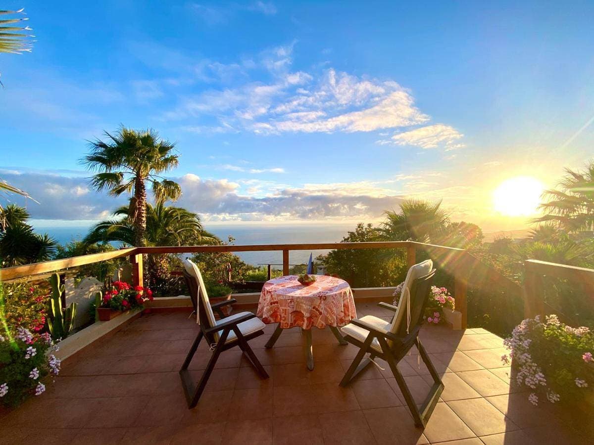 Finca Tenerife - Authentisches kanarisches Haus mit Traumblick und tropischem Garten 1