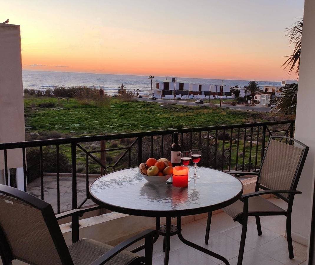 Lighthouse Beach apartment 1