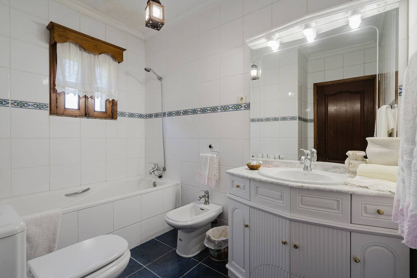 Foto 13 von 34: Zimmer 'Quinta Do Passal - Quarto 1' mit Bergblick, Wi-Fi und Klimaanlage