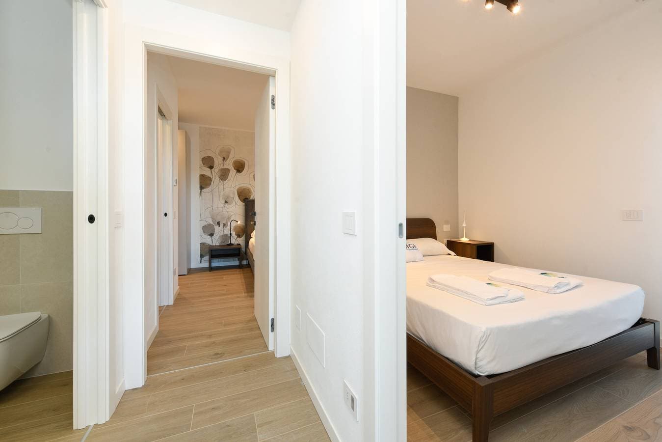 Foto 11 von 29: Mgh Luxury - Palms Residence Sirmione N2