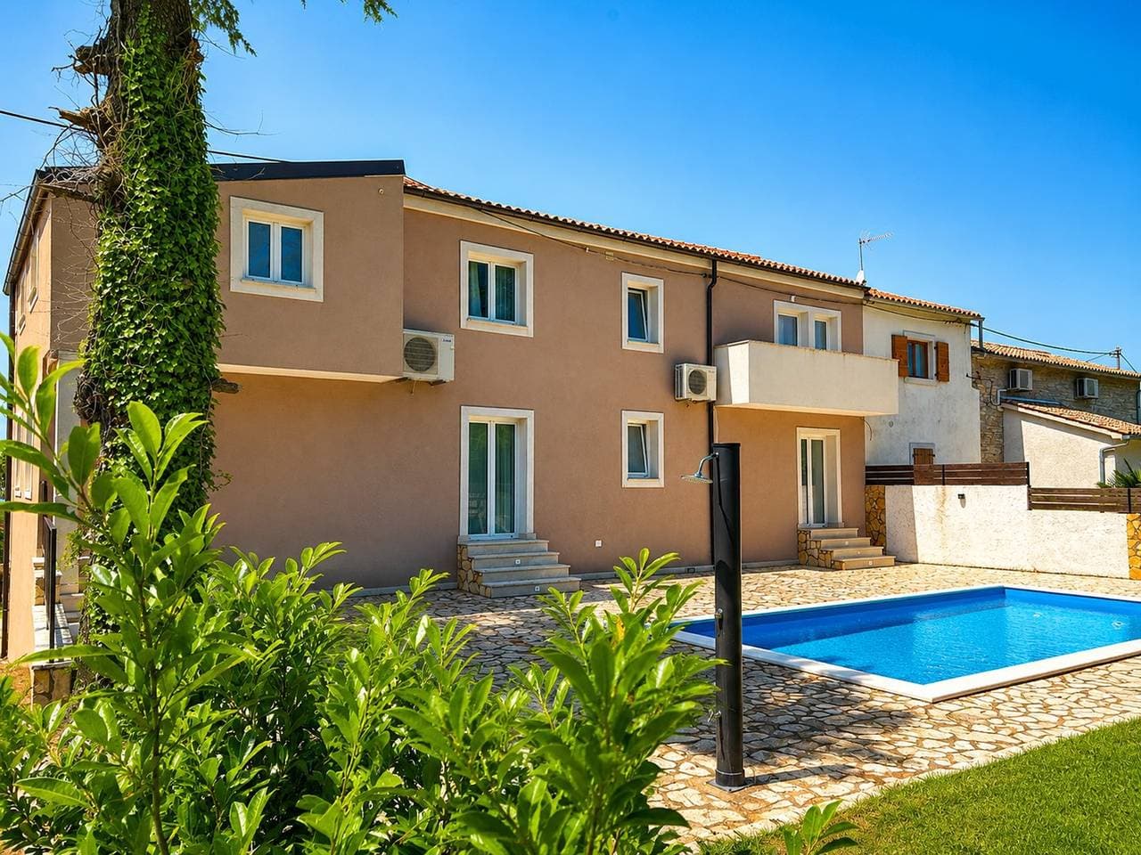 Ferienhaus mit Privatem Pool, Istrien (Bis zu 10 Personen, Haustiere Willkommen) 1