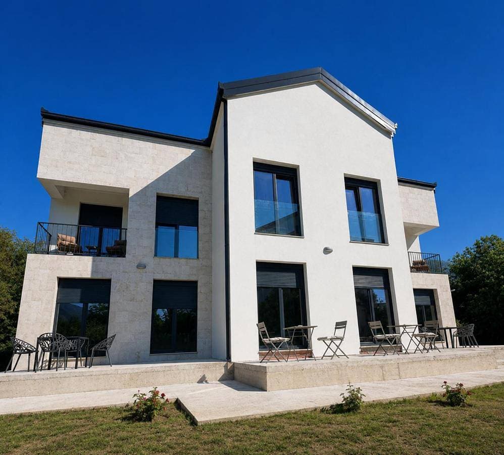 Bogdan Apartments - Igalo 1