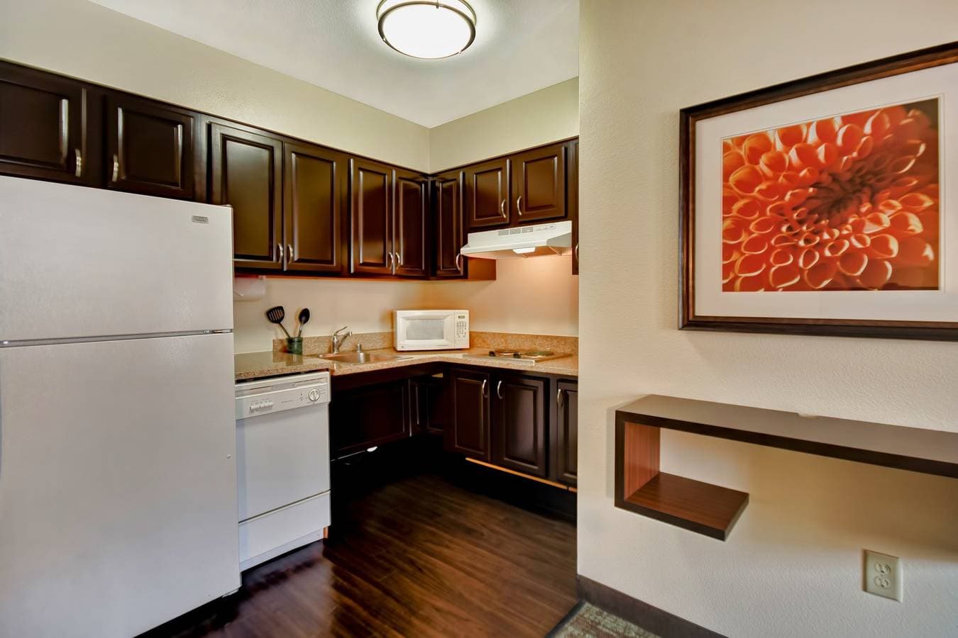 Foto 2 von 20: Staybridge Suites Middleton - Madison-West