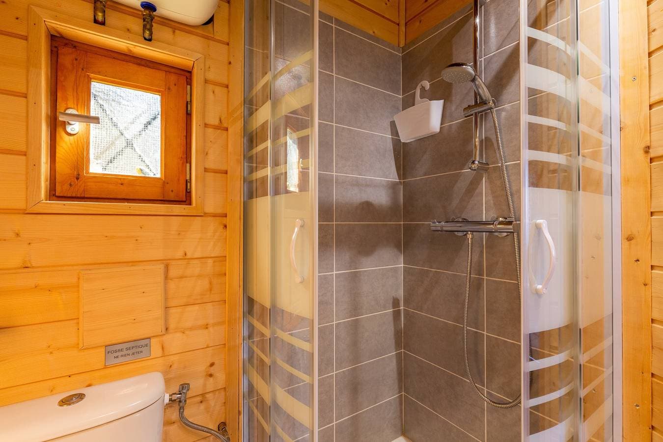 Foto 12 von 25: Chalet „Sauvage“ mit Bergblick, privater Terrasse und WLAN