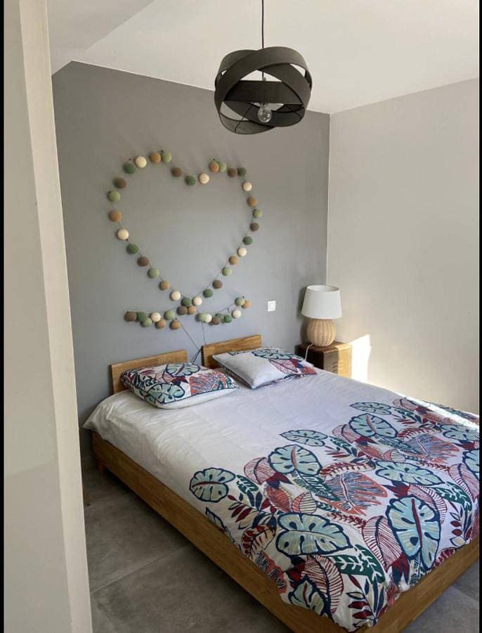 Beautiful home for 2-8 people with a pool 1