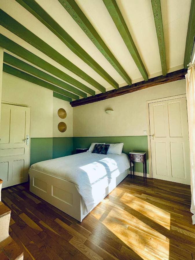 La Suite St Michel - Chambre privée avec salon 1