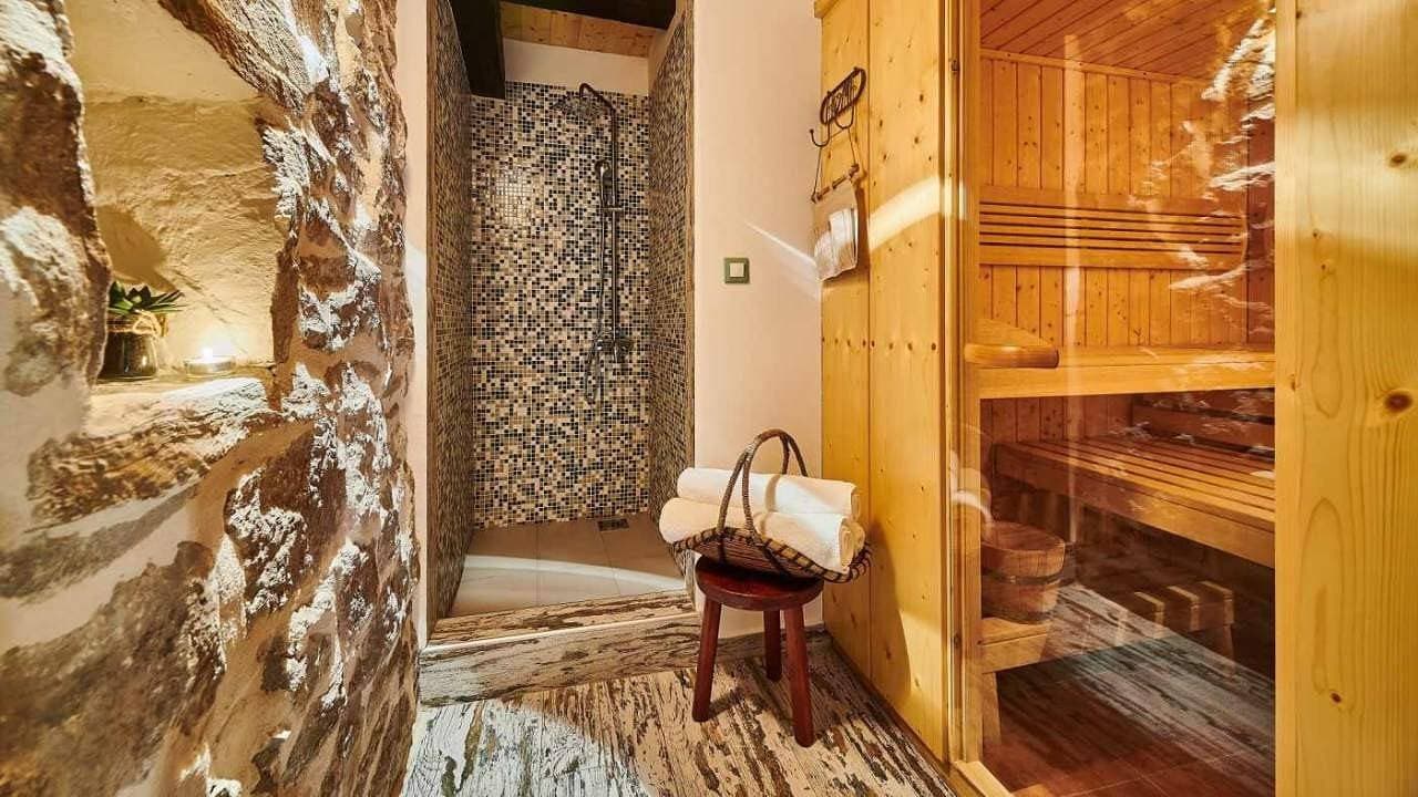 Foto 7 von 38: Ländliche Villa Katarina Gračišće mit Pools und einer Sauna