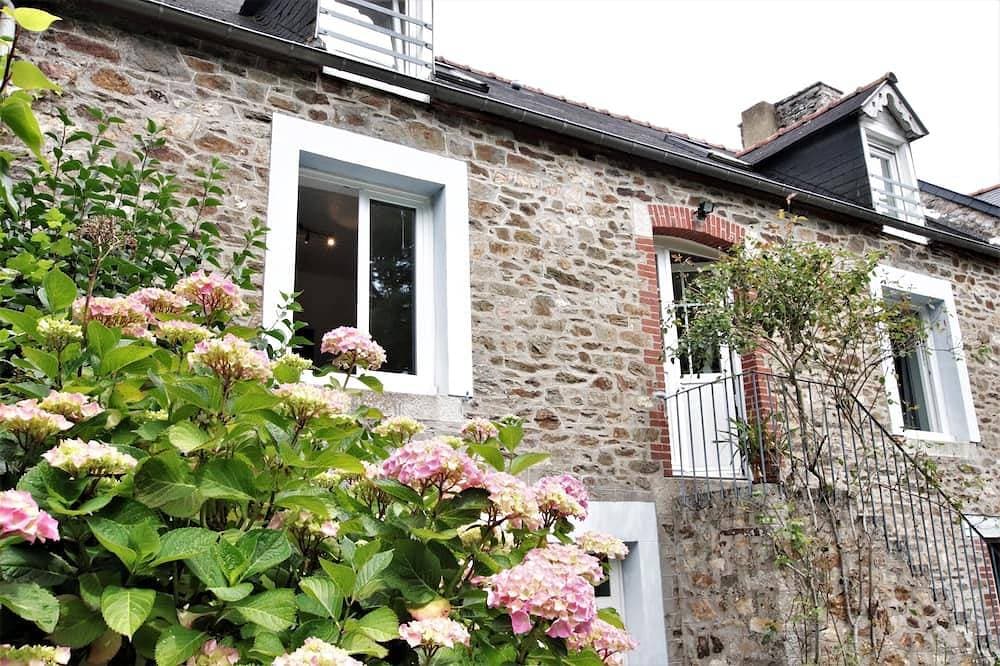 La Guest House: Breton house near the banks of the Rance, St Malo, Dinard 1