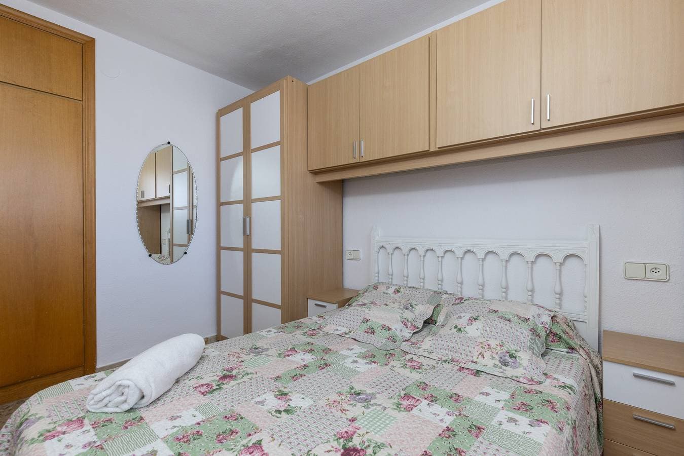Foto 9 von 28: Apartment Near the Beach | Parking & WiFi