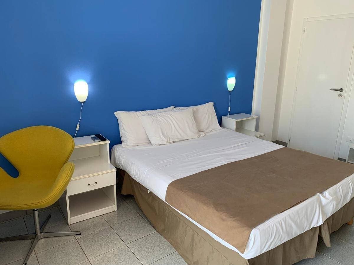 Foto 4 von 8: Economy Double Room