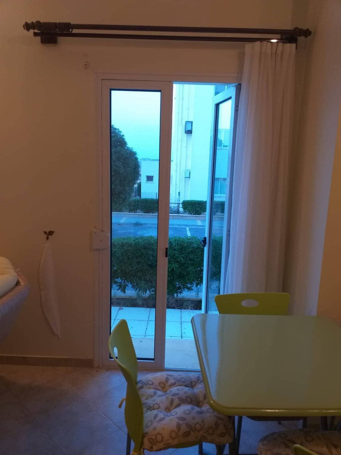 Foto 10 von 39: Ferienwohnung für 4 Personen mit Meerblick