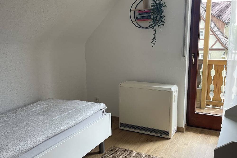 Foto 4 von 15: Gemütliche Maisonette Wohnung mit Terrasse und Balkon an der Romantischen Straße