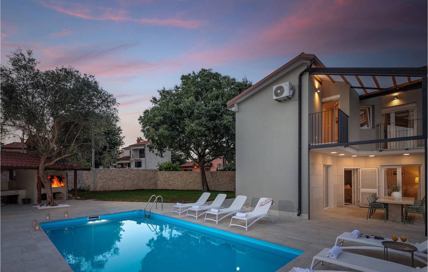 Foto 10 von 37: Geräumige 2-Zimmer-Wohnung mit Pool, WLAN und Parkplatz in der Nähe von Brtonigla
