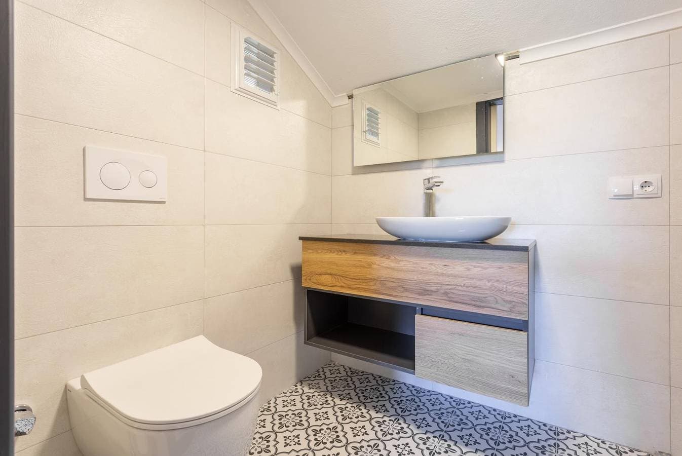 Foto 13 von 18: Villa für 4 Personen mit Balkon