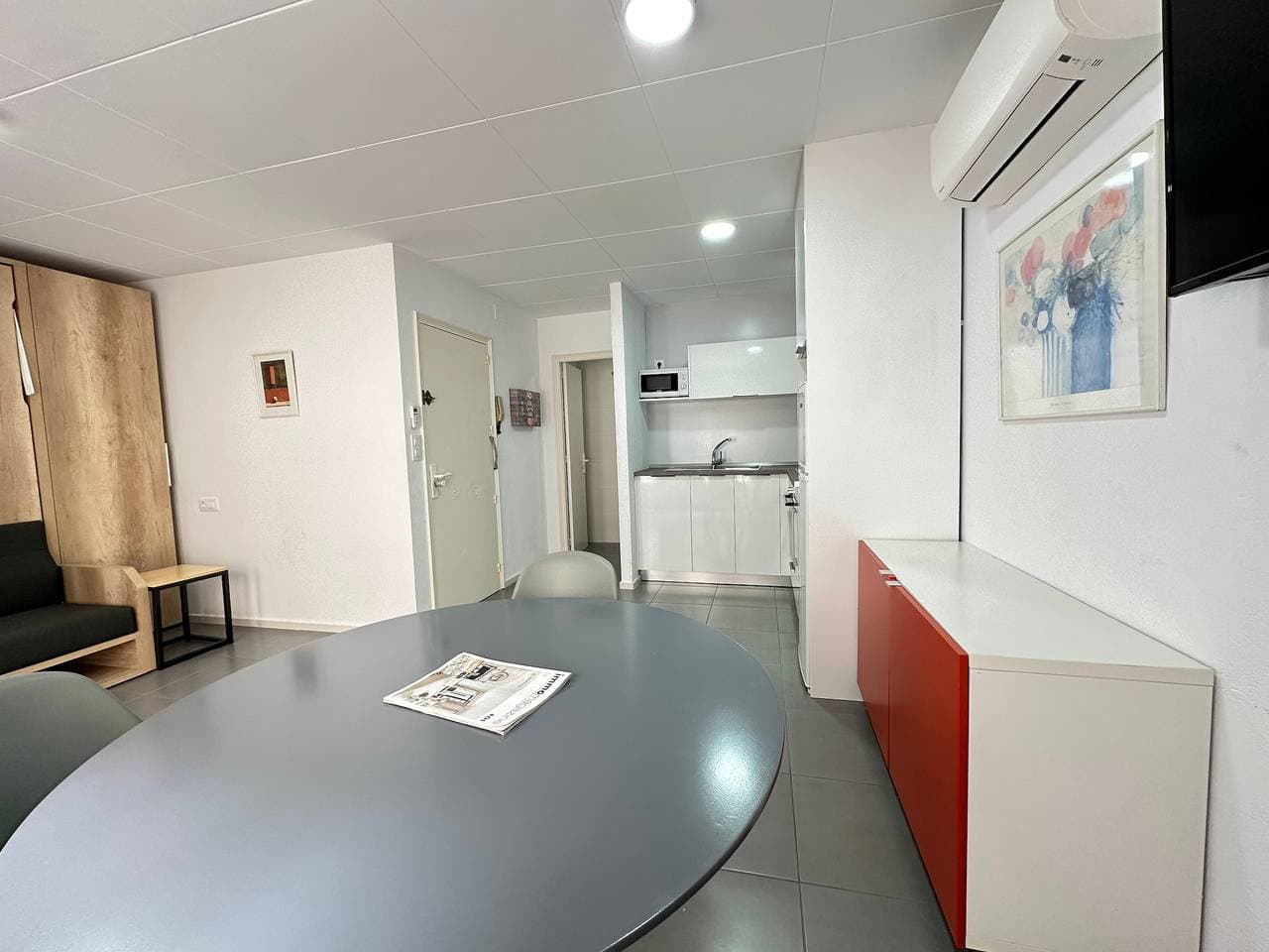 Foto 3 von 20: Modernes Studio im Herzen von Roses