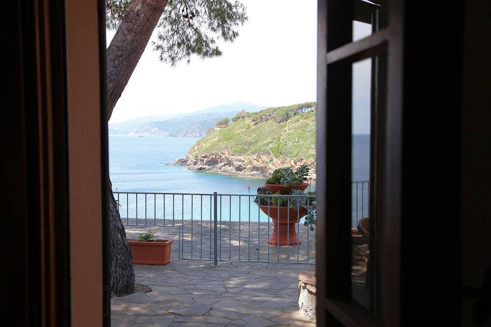 Foto 9 von 30: Elba Insel direkt am Meer schöne Aussicht Sonderangebot kostenloses WLAN