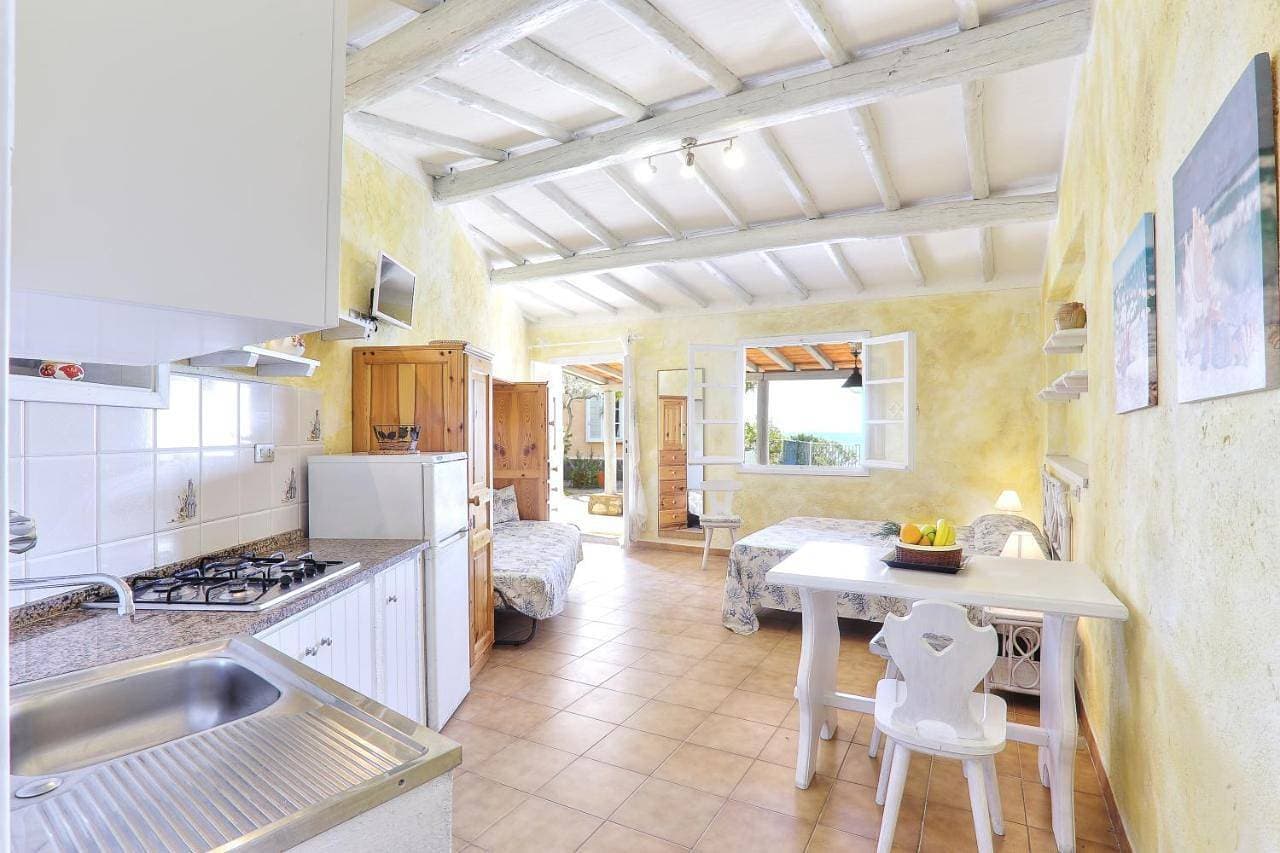 Foto 9 von 62: Studio Apartment with Sea View