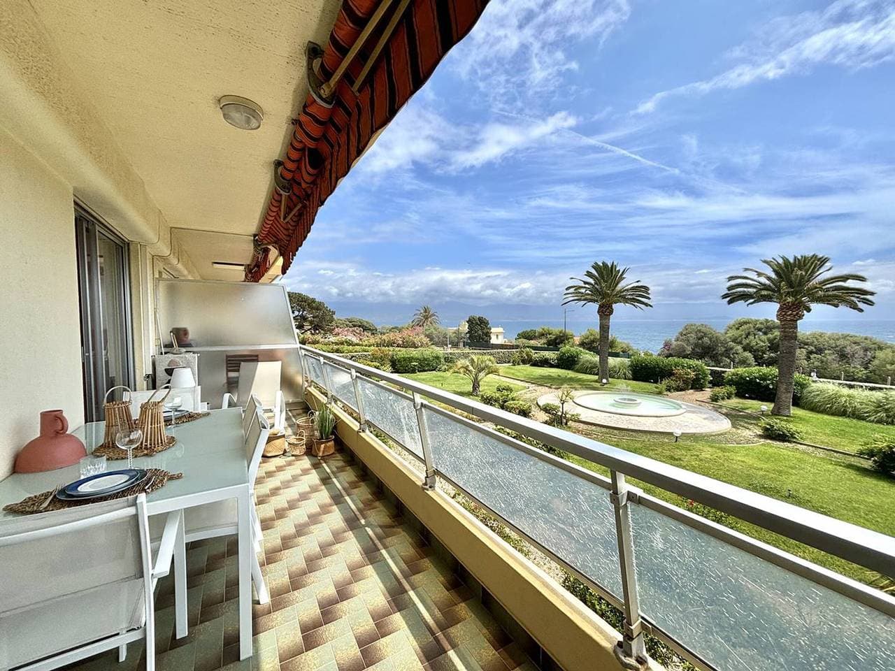 Ajaccio: 2-Zi Apartment, Strand & Geschäfte Nahe 1