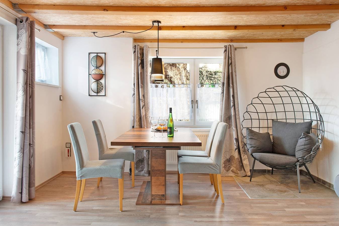 Foto 4 von 21: Ferienwohnung 'Schönfeld' mit Privatterrasse und WLAN