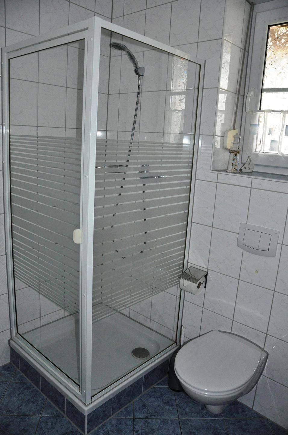 Foto 10 von 15: Sonnige Ferienwohnung mit Südterrasse und zwei Schlafzimmern in Alt Reddevitz