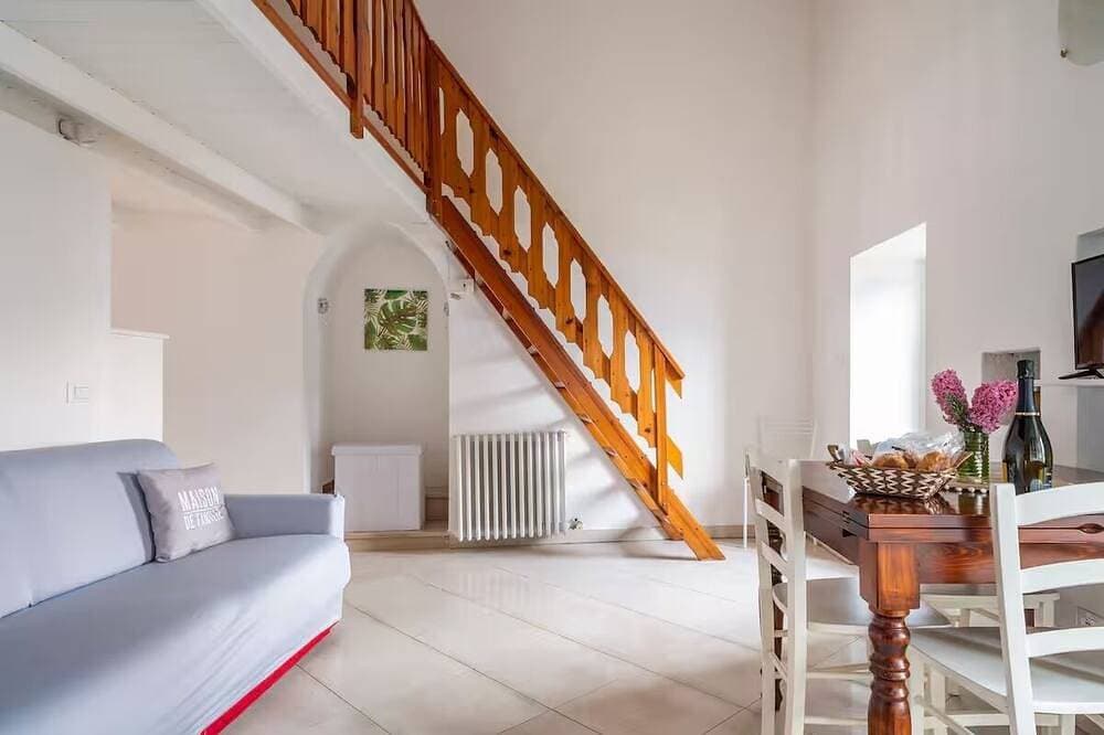 Wunderschöne Ferienwohnung Mit Seeblick Im Historischen Dorf Mit Patio 1