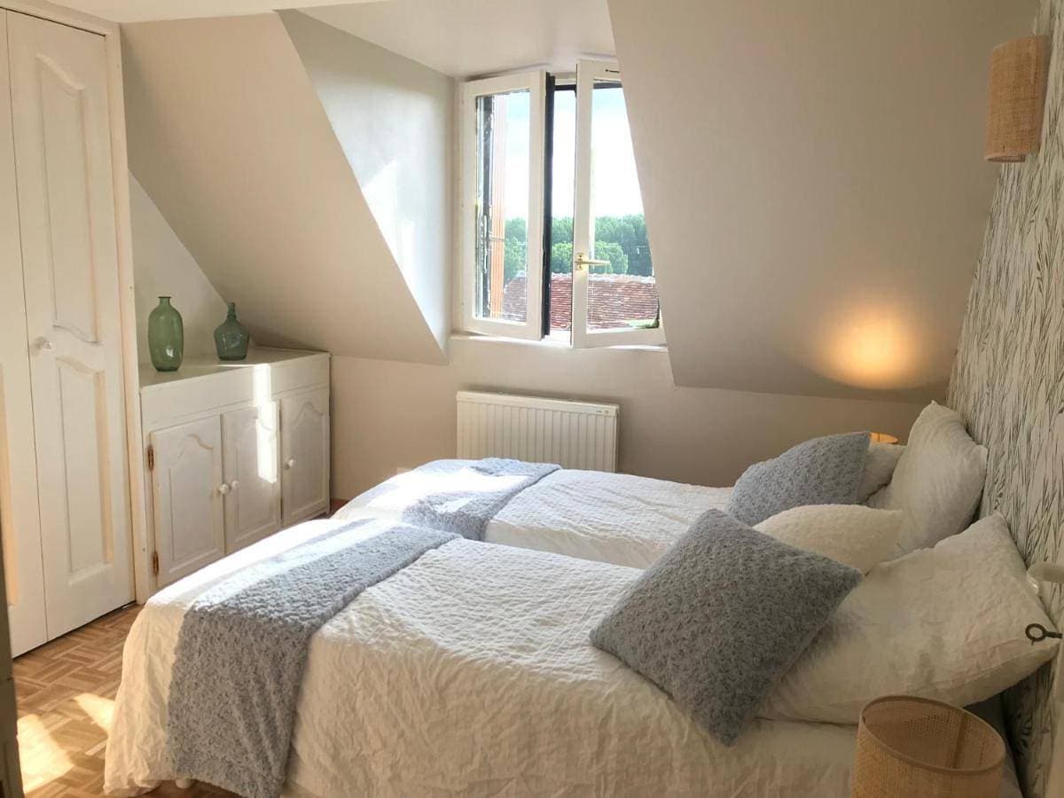 Foto 5 von 13: Double Room with Garden View