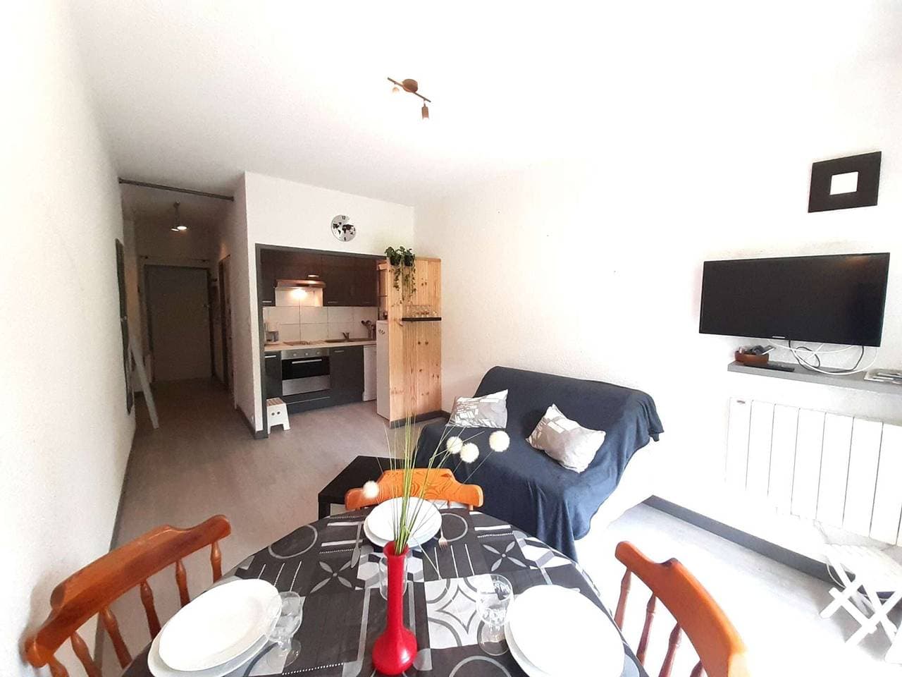 Foto 4 von 11: Gemütliches Studio für 4 Personen mit Balkon, Parkplatz und Ski-Aufbewahrung in Saint-Lary-Soulan