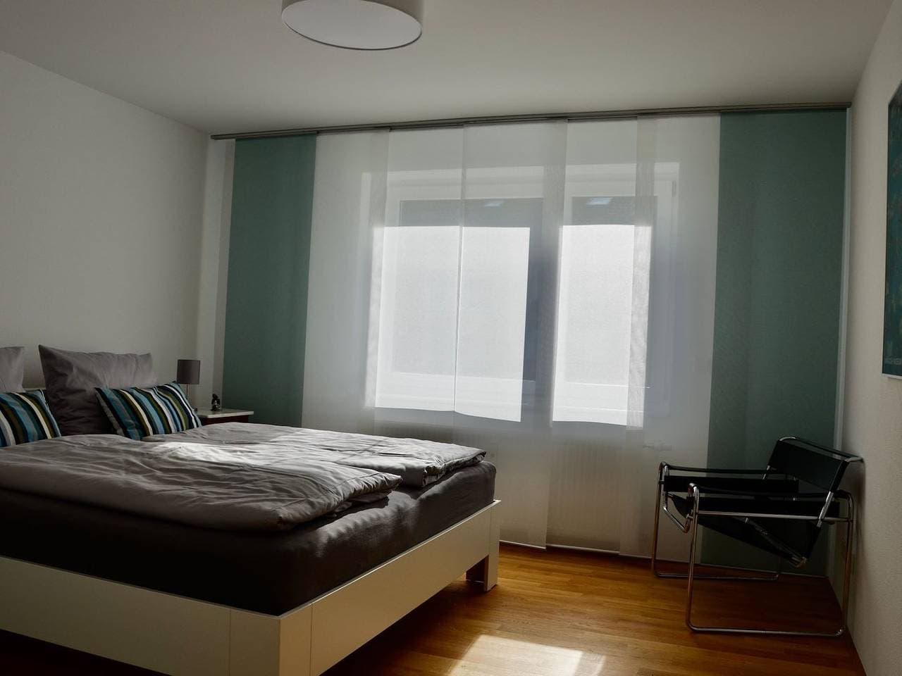 Foto 9 von 30: Ferienwohnung Zoom - Stilvolle Wohnung mit Balkon in ruhiger Umgebung