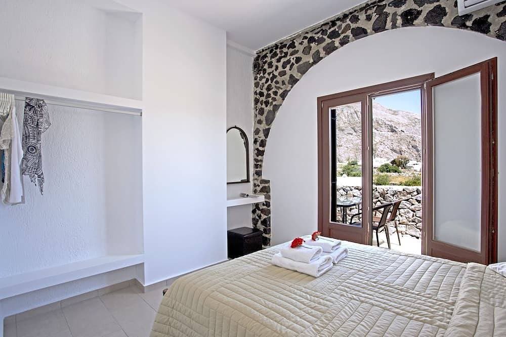 Foto 2 von 17: One bedroom apartment with free car rental (Heated Pool)