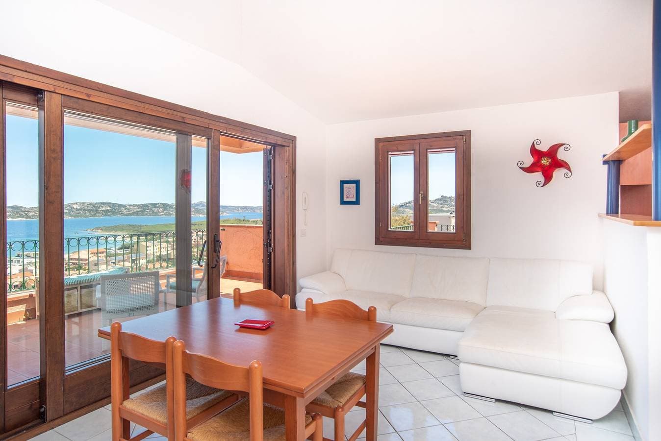 Foto 6 von 25: Ferienwohnung mit Panorama-Meerblick und Terrasse; Haustiere erlaubt