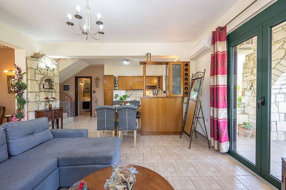 Foto 10 von 30: Eine traditionelle Villa in perfekter Harmonie mit der natürlichen Umgebung