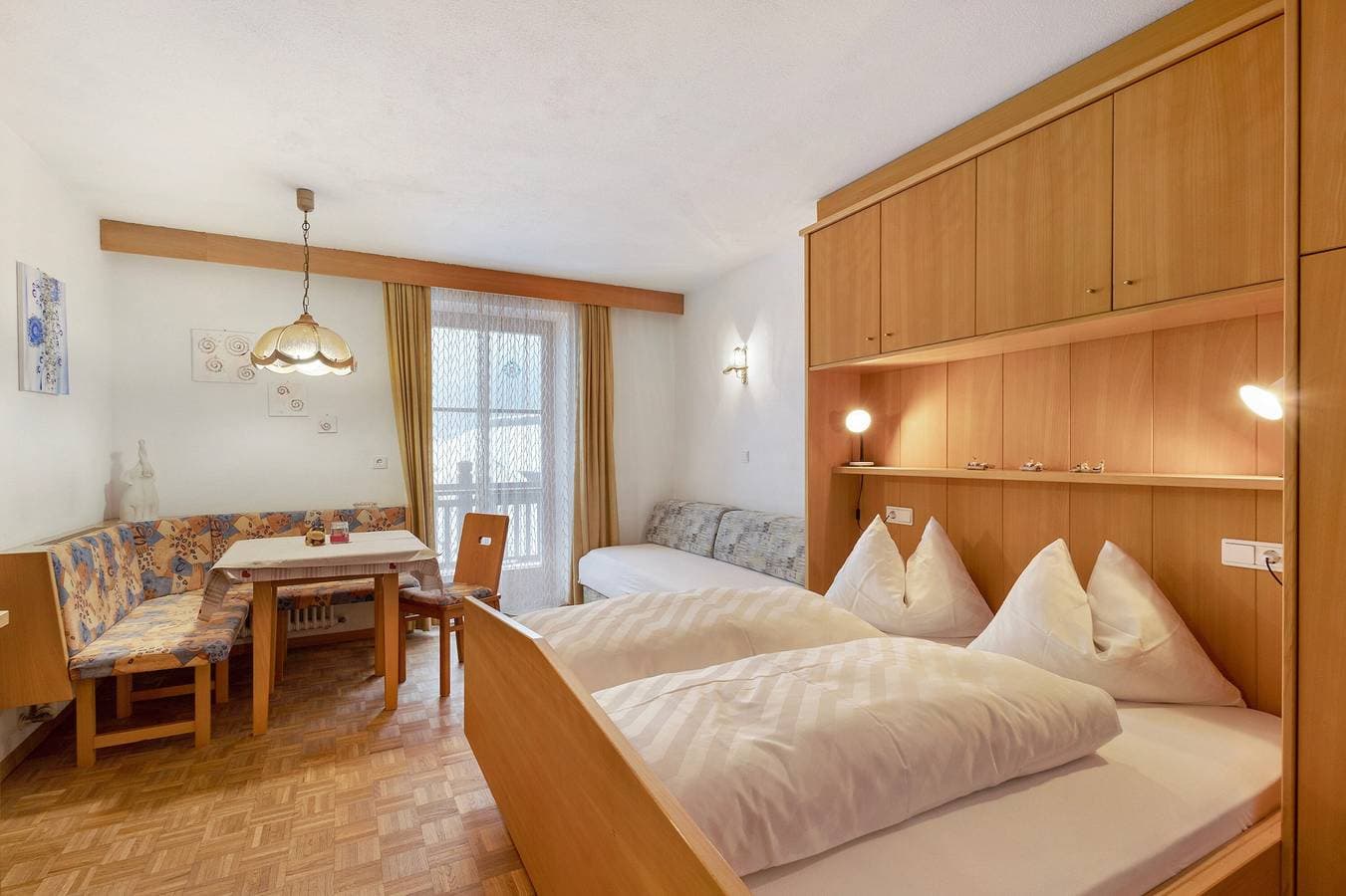 Foto 6 von 52: Ferienwohnung 'Winter' mit Bergblick, Gemeinschaftsgarten und Wi-Fi