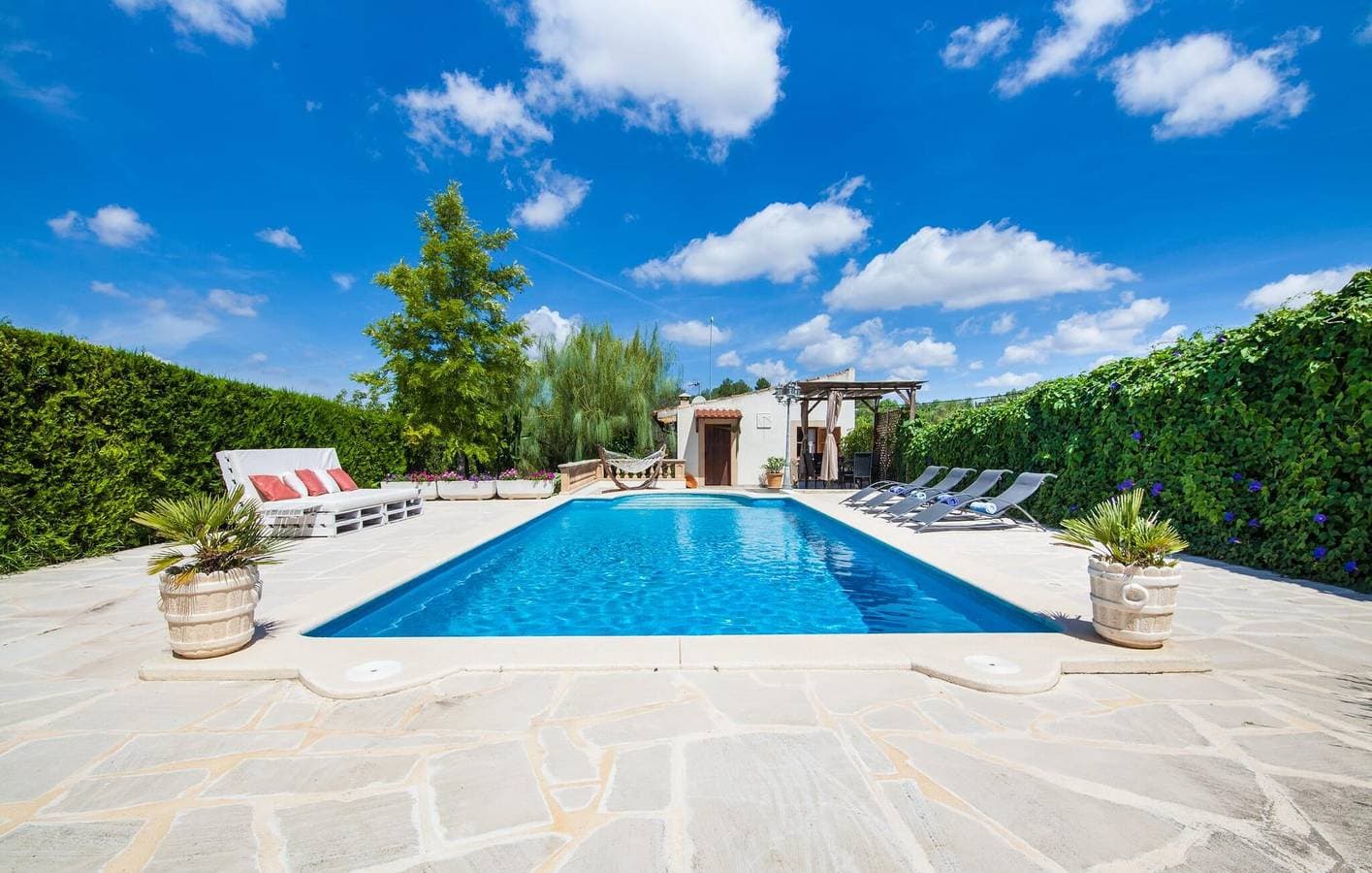 Foto 10 von 46: Sant Joan Wohnung mit Pool, Küche und Internet