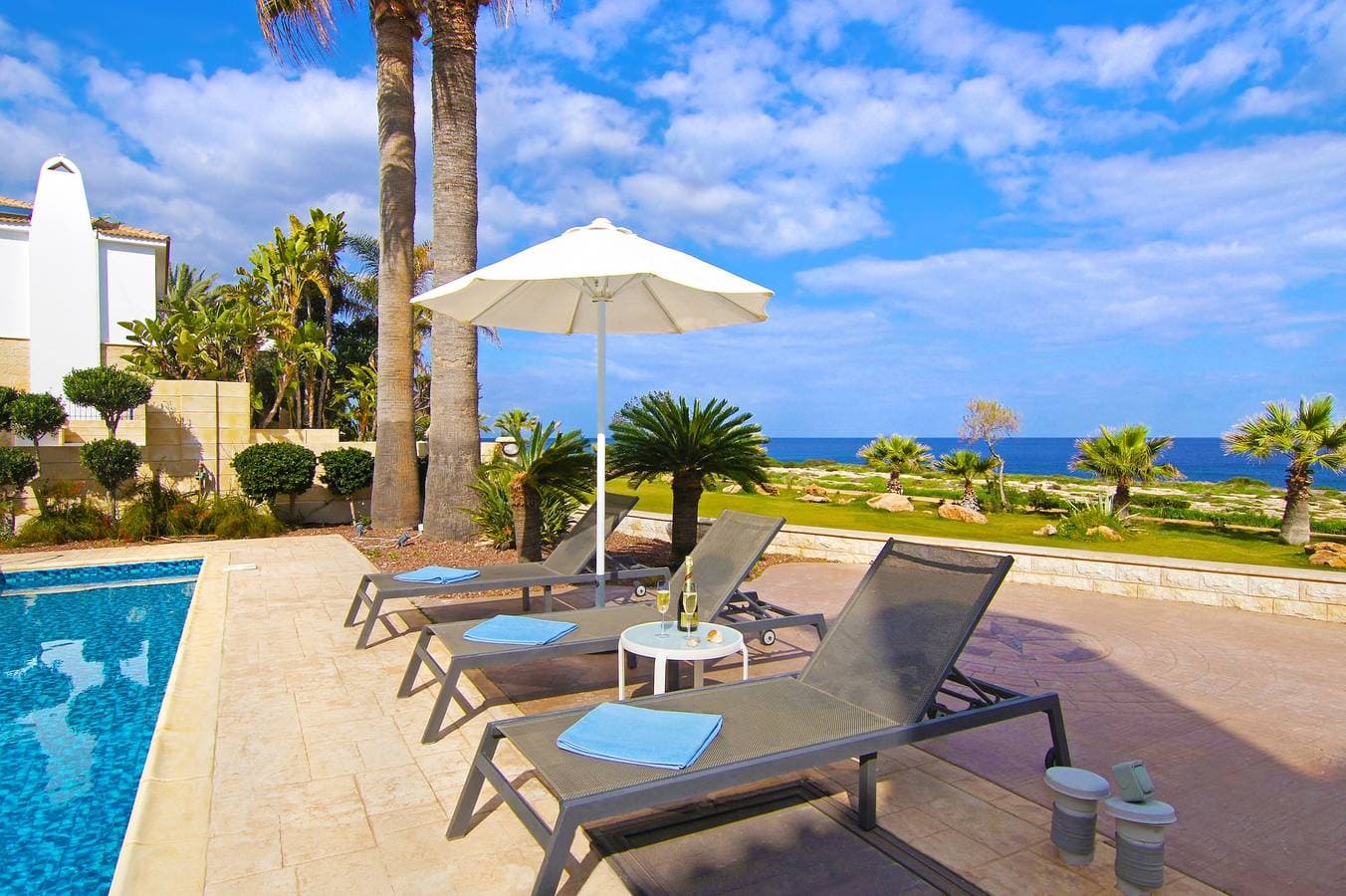 Foto 6 von 31: Villa für 6 Personen mit Pool